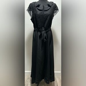 Formal Fashions Prom Dress - 16 - Black - Used